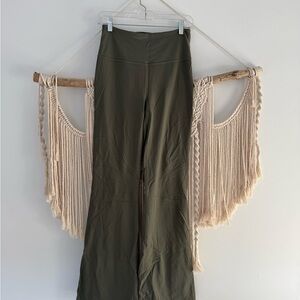 Lululemon Olive Green High-Waisted Pants